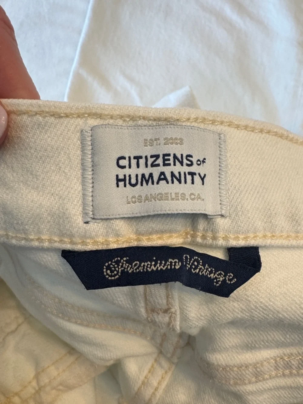 Citizens Of Humanity Paloma White High Rise Wide Leg Jeans, sz 28 - Picture 3 of 15